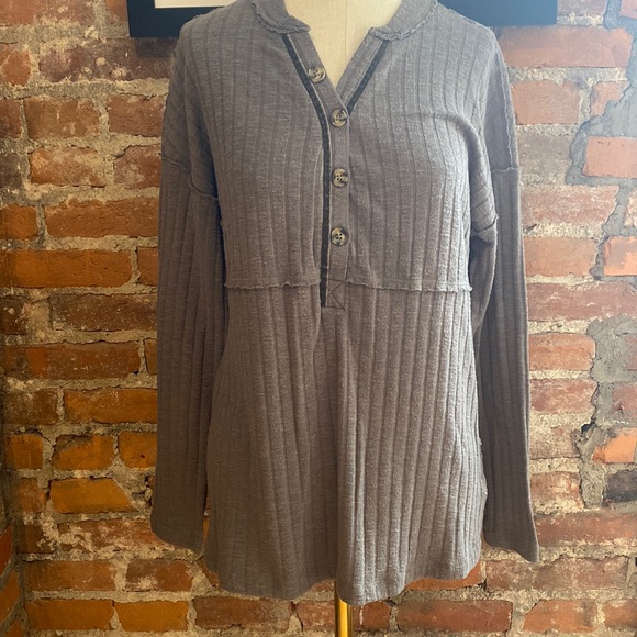 BKE Grey Wide Ribbed Henley - Picture 1 of 10